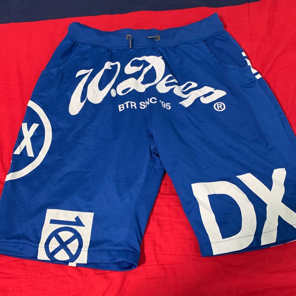 10 Deep Shorts